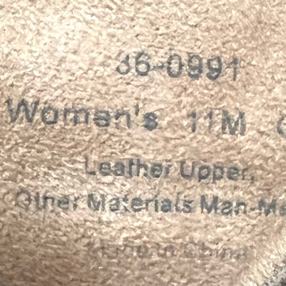 Trask Madison Black Suede Lug Sole Block Heel Booties Women’s 11 - Picture 11 of 12